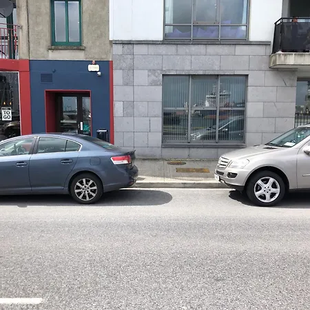 3 Bedroom On The Docks In Apartment Galway